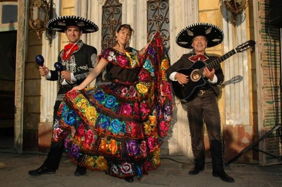 Cantar un buen repertorio de canciones en la fiesta